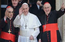 البابا فرنسيس يرد على مزاعم غزو المهاجرين لأوروبا.. ماذا قال؟
