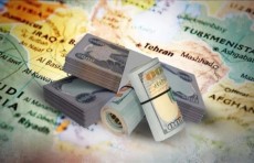 الدولار يعاود الارتفاع مقابل الدينار في الأسواق العراقية