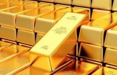 تراجع الذهب مع ترقب بيانات اقتصادية أمريكية
