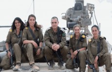 التحرش الجنسي يطيح بقائد كتيبة إسرائيلية مدرعة