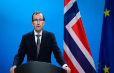 النرويج لا تعارض استخدام كييف أسلحة غربية لضرب العمق الروسي