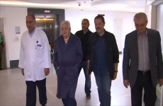 إرجاء مغادرة الرئيس الفلسطيني للمستشفى لاجراء مزيد من الفحوص