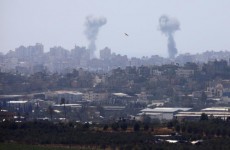 الطيران الاسرائيلي يشن غارات جوية على مواقع للمقاومة الفلسطينية في غزة
