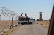 العراق يشرع بإقامة سياج أمني على طول الحدود مع سوريا