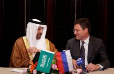 روسيا والسعودية تتفقان على مواصلة التعاون والتنسيق في سوق النفط