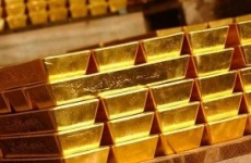 اسعار الذهب تتراجع لأدنى مستوى في عام مع صعود الدولار