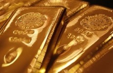 أسعار الذهب ترتفع، تزامناً مع تراجع الدولار