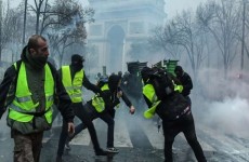 الشرطة الفرنسية تعلن إضرابا مفتوحا  بالتزامن مع إضراب "السترات الصفراء"
