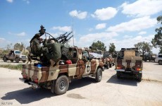 الجيش الوطني الليبي يواصل تقدمه في طرابلس ويبسط سيطرته على معسكر اليرموك