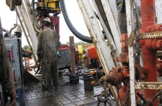 النفط يقفز بدعم من هبوط حاد في مخزونات البنزين الأمريكية