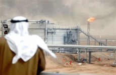 أسعار النفط العالمية تنخفض بعد إعلان سعودي