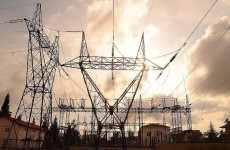 الكهرباء  تعزو انخفاض تجهيز الطاقة الى توقف خط غاز ايراني