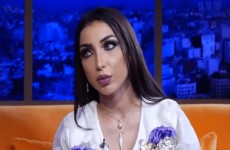 القبض على شقيقة فنانة عربية شهيرة متورطة بفضيحة أخلاقية