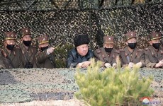 زعيم كوريا الشمالية "يتحدى" فيروس كورونا