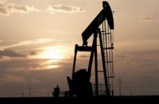السعودية ترفع أسعار النفط في أكبر زيادة منذ عقدين