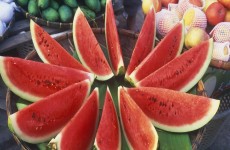 هل البطيخ الأحمر مفيد للجميع؟