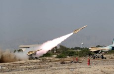 الحرس الثوري الإيراني يزيح الستار عن راجمة جديدة لإطلاق الصواريخ