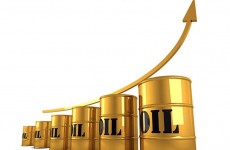 اسعار النفط ترتفع أعلى مستوى لها بتسعة أشهر بعد سحب مخزون الخام الأمريكي
