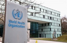 الصحة العالمية تعلن انخفاض "كبير" في معدل وفيات كورونا خلال أسبوع