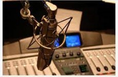 بينها الإذاعة الرسمية.. انقطاع بث عدد من الإذاعات السودانية على موجات أف أم