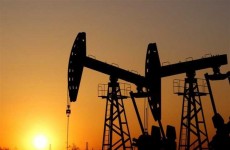 أسعار النفط تعاود الانخفاض
