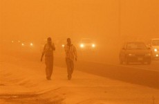 العراق يسجل أكثر من 500 حالة اختناق جراء العاصفة الترابية يوم أمس