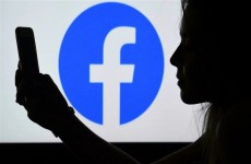 فيسبوك يوافق على تسوية قضائية بشأن فضيحة "كامبريدج أناليتيكا"