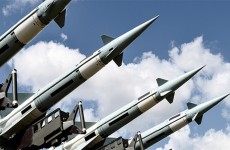 "الأسلحة النووية".. واشنطن تحذر موسكو من رد حازم