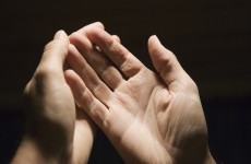هل يوجد ارتباط بين أطوال أصابع اليد وشدة مرض "كوفيد-19"؟