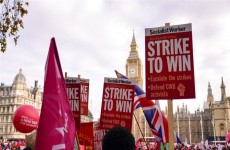 بريطانيا على موعد إضراب جماعي للعمال