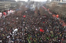 المرة الرابعة خلال شهر.. فرنسا تواجه اضرابا شعبياً ضد نظام "التقاعد"