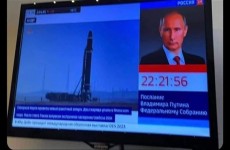 عد تنازلي "مجهول" يكتسح التلفزيونات الروسية.. هل تستعد موسكو لحرب جديدة؟