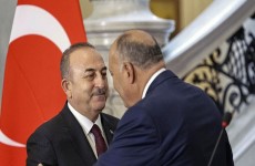 وزير الخارجية التركي يعلن موقف أنقرة من ترسيم الحدود مع مصر.. وموعد لقاء السيسي وأردوغان
