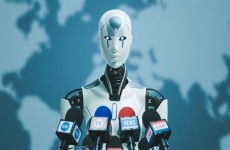 تفاصيل أول مؤتمر صحفي للروبوتات في العالم: لن نسرق منكم وظائفكم ولن نتمرد عليكم!