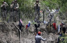 المكسيك.. إدانة 11 شرطيًا بقتل 17 مهاجرًا وإحراقهم