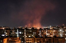 موقع عبري يتحدث عن أسباب الهجمات الأخيرة على سوريا.. ما علاقة العراق؟