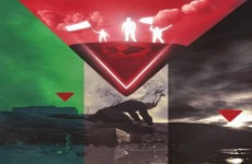 هل أصبح المثلث الأحمر المقلوب رمزاً جديداً للمقاومة الفلسطينية؟.. إليك قصته