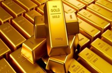 أسعار الذهب تستقر بعدما سجلت أكبر انخفاض في شهر