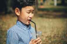 مشروبات ترتبط بزيادة خطر الإصابة بمرض السكري من النوع الثاني بين الأولاد