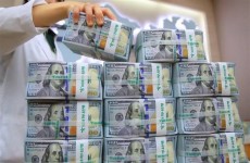 أسعار صرف الدولار ترتفع في الأسواق العراقية