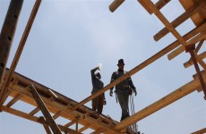 عيد العمال في العراق.. 6 ملايين عامل بمستقبل مجهول وحقوق مسلوبة و90% منهم "بلا ضمان"