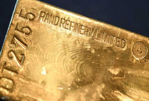 اسعار الذهب تنخفض الى ادني مستوى لها في 5 اشهر
