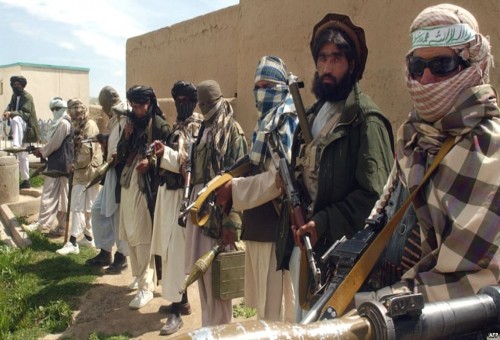 مسؤول أفغاني :طالبان تستولي على قاعدة عسكرية بعد مقتل 30 جنديًا أفغانيًا