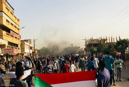 التظاهرات  في السودان تدخل شهرها الثالث