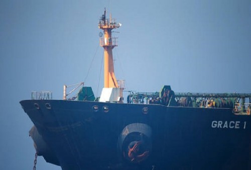طهران تهدد واشنطن باحتجاز سفنها في هرمز