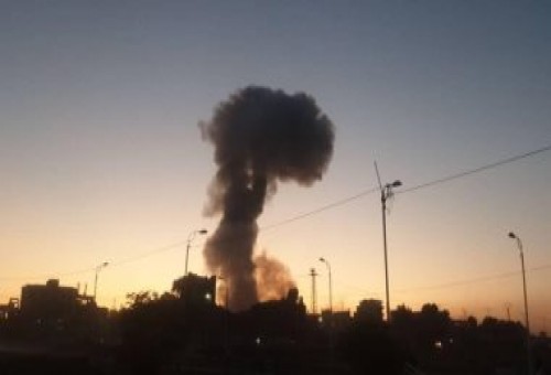 انهيار مبنى جراء انفجار داخل قاعدة سبايكر في صلاح الدين