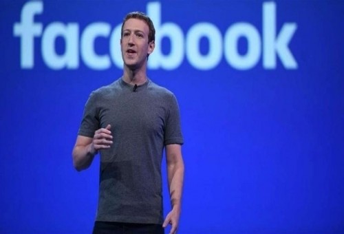 ما نوع الهاتف المفضل لدى مؤسس فيسبوك؟