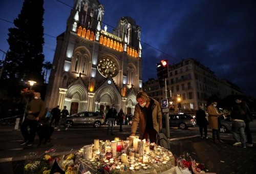 فرنسا: توقيف مشتبه به ثالث على ذمة التحقيق في هجوم نيس