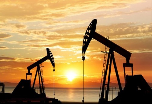 ارتفاع أسعار النفط بعد انخفاض المخزون الامريكي