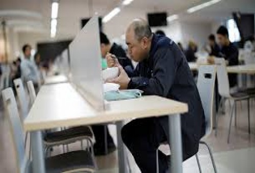 اليابان توسع المنطقة الخاضعة لنظام الطوارئ بسبب زيادة تفشي حالات الإصابة بكورونا